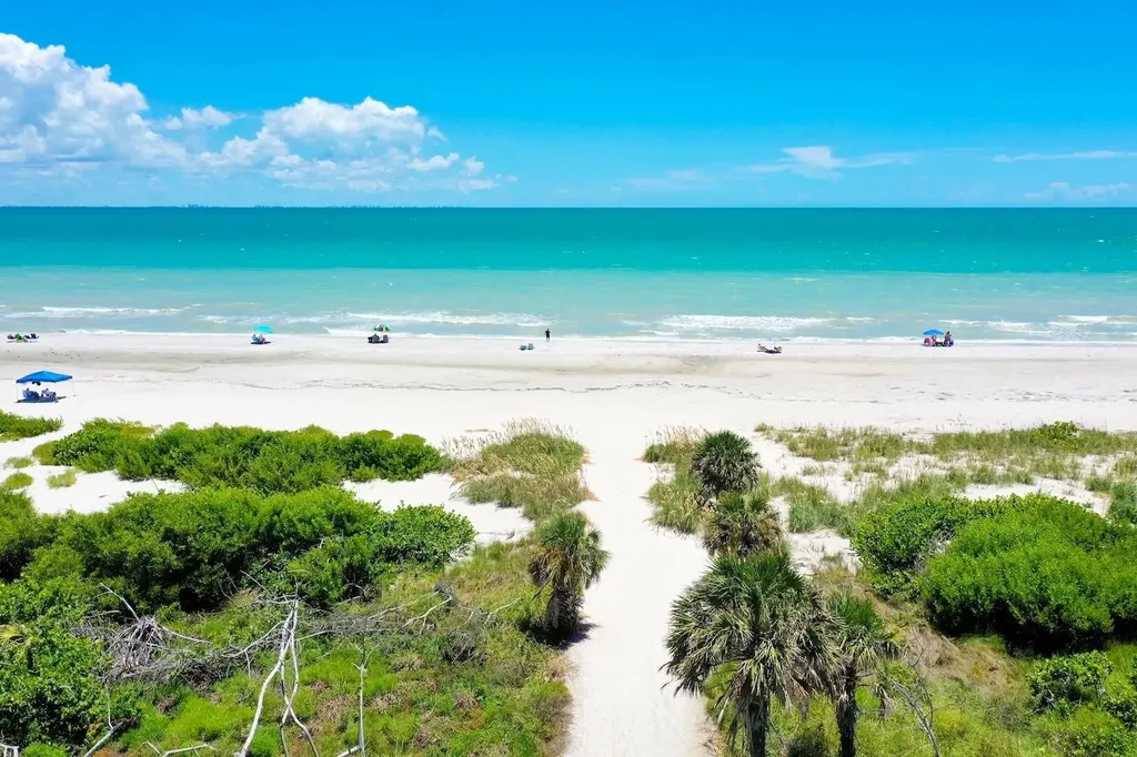 1142 Shell Basket Lane Sanibel FL 33957