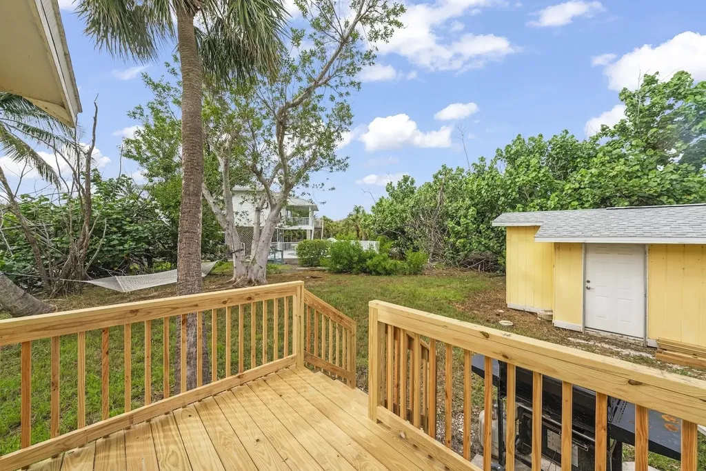 1142 Shell Basket Lane Sanibel FL 33957