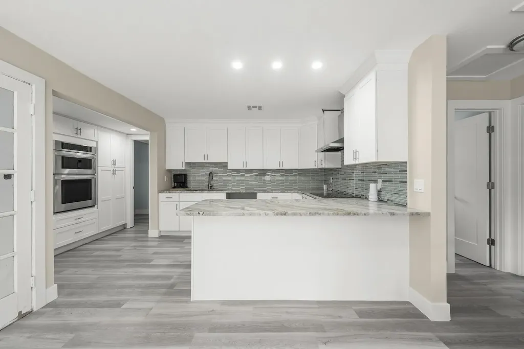 1142 Shell Basket Lane Sanibel FL 33957