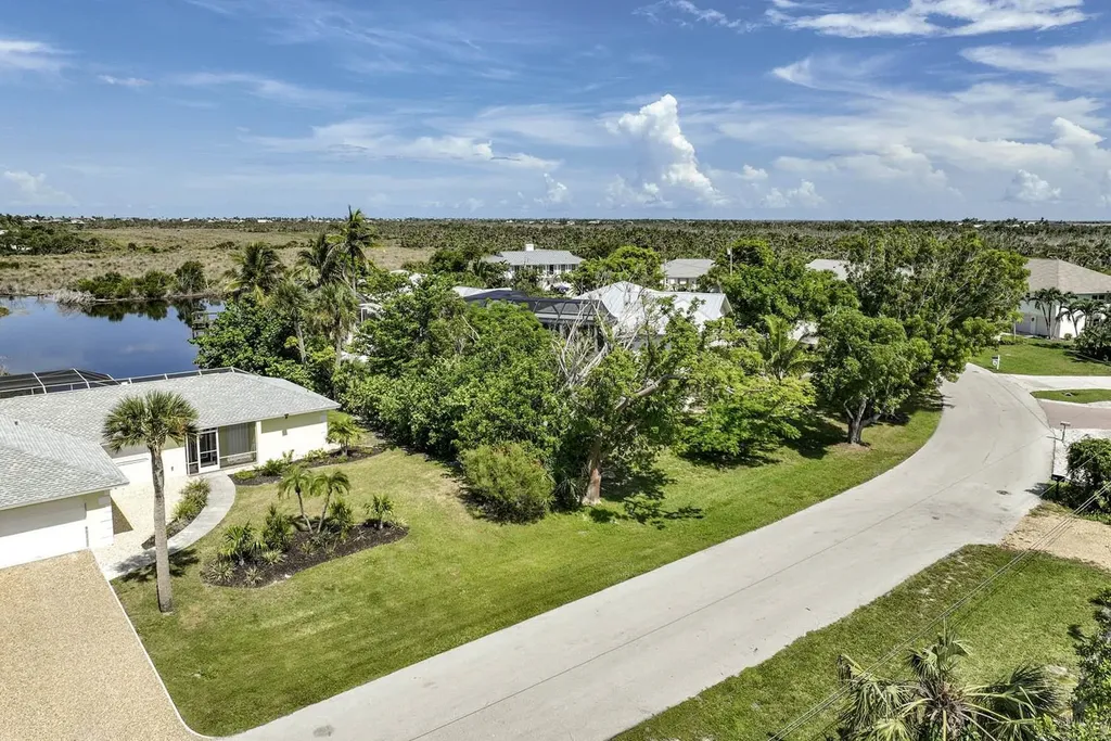 714 Durion Court Sanibel FL 33957-5311