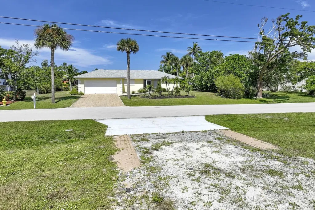 714 Durion Court Sanibel FL 33957-5311