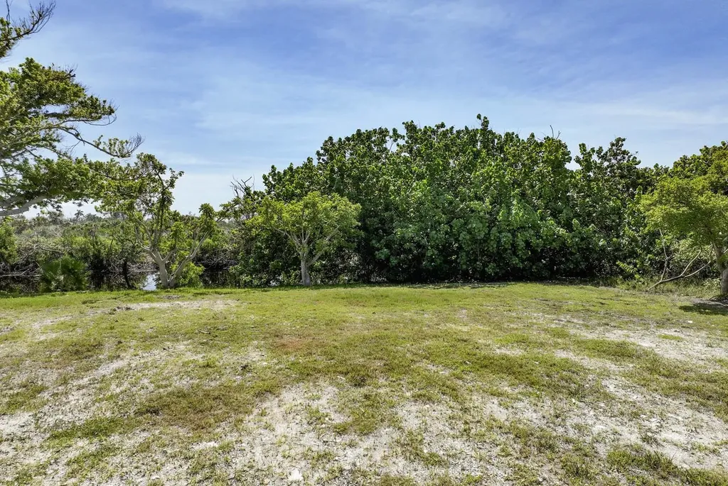 714 Durion Court Sanibel FL 33957-5311