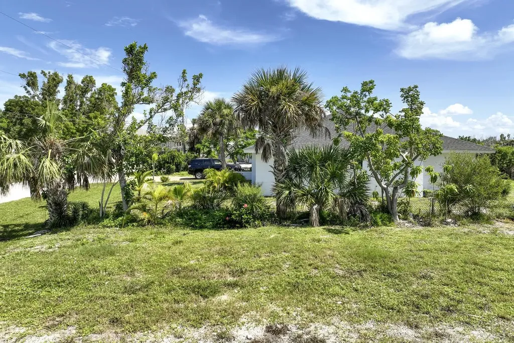 714 Durion Court Sanibel FL 33957-5311