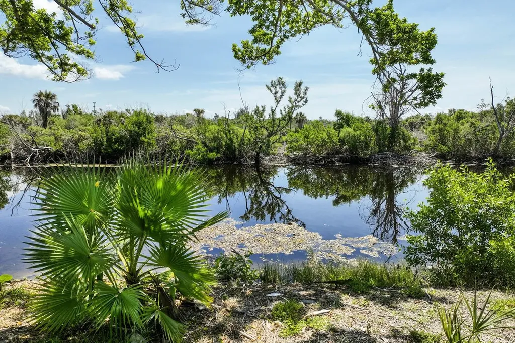 714 Durion Court Sanibel FL 33957-5311