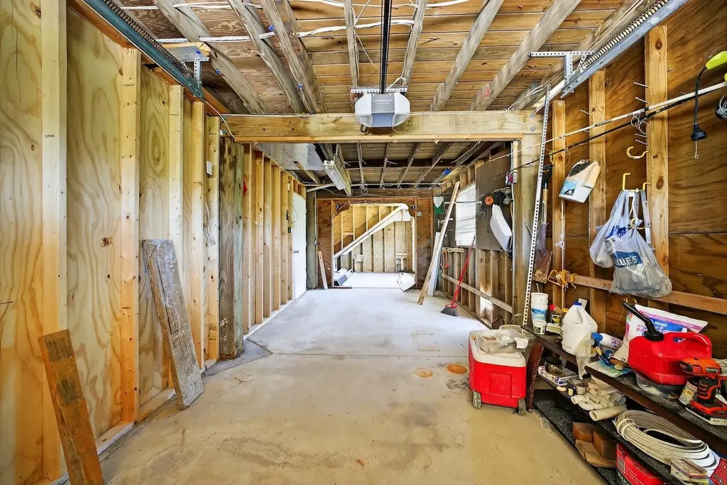 640 Oliva Street Sanibel FL 33957