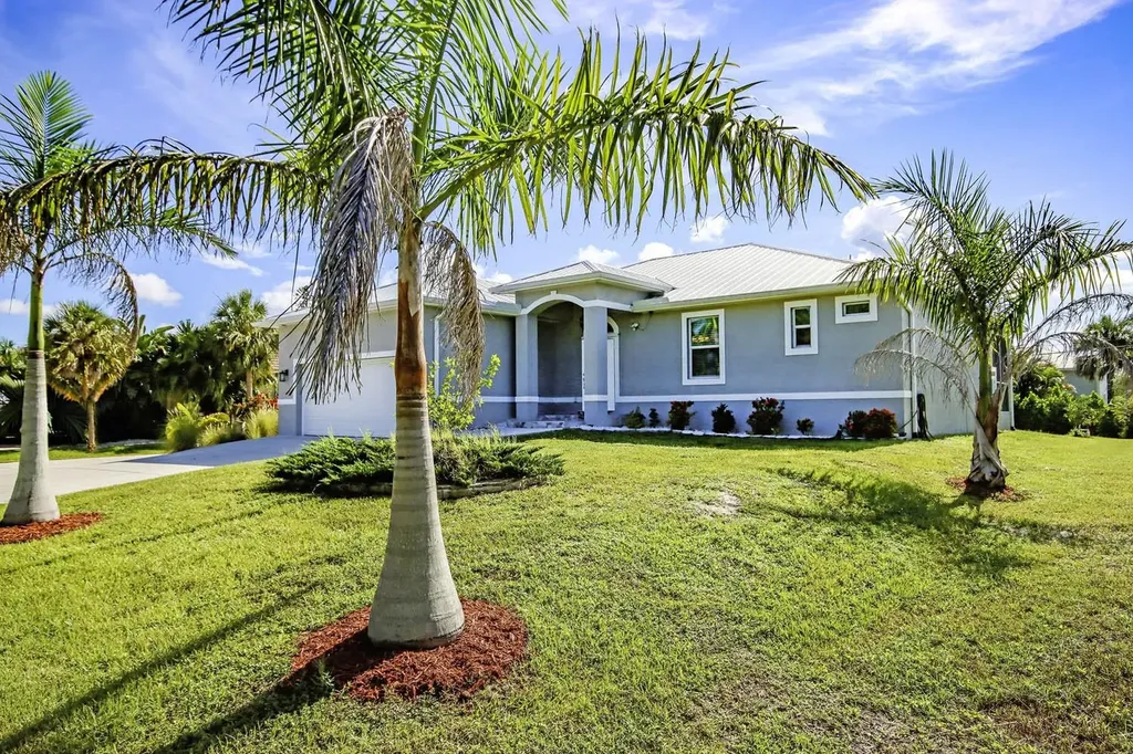 14725 Martin Drive Fort Myers FL 33908