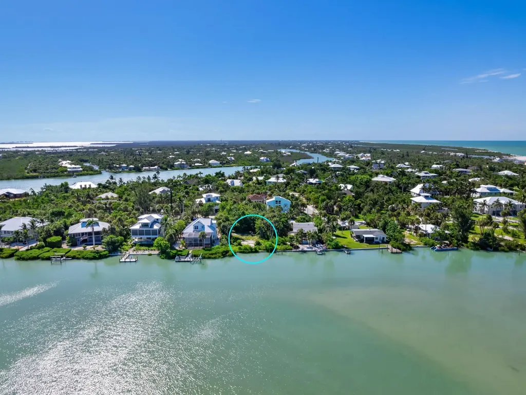 2563 Coconut Drive Sanibel FL 33957