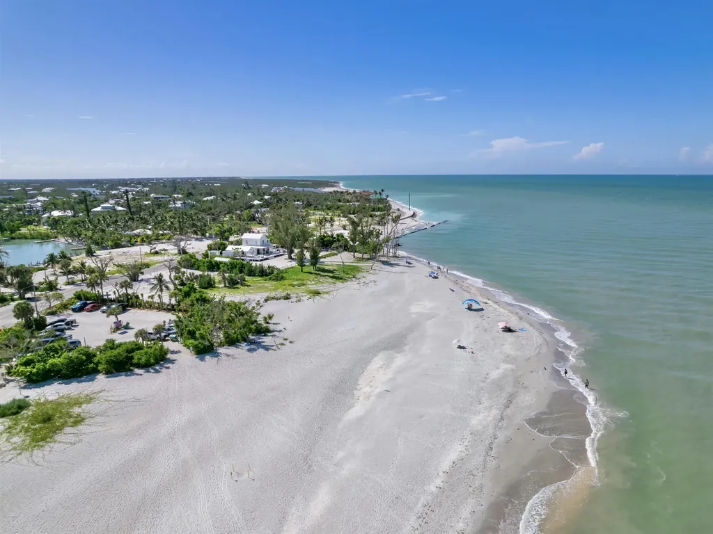 2563 Coconut Drive Sanibel FL 33957