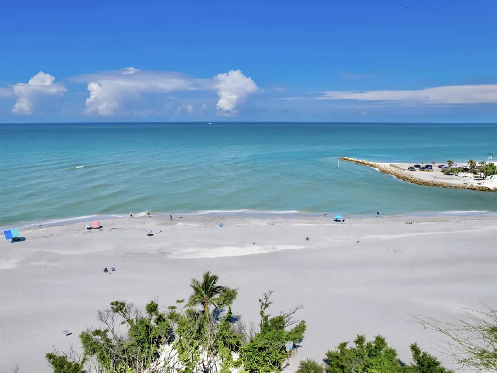 2563 Coconut Drive Sanibel FL 33957