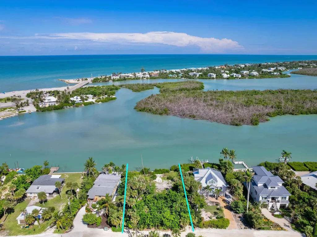 2563 Coconut Drive Sanibel FL 33957
