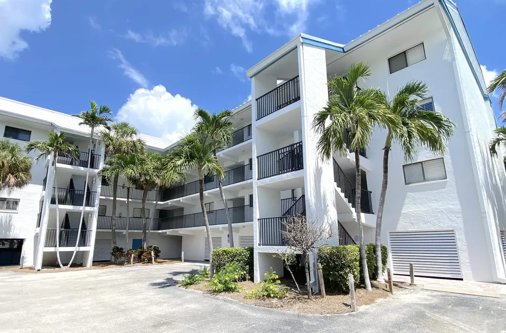 3111 Tennis Villas Captiva FL 33924