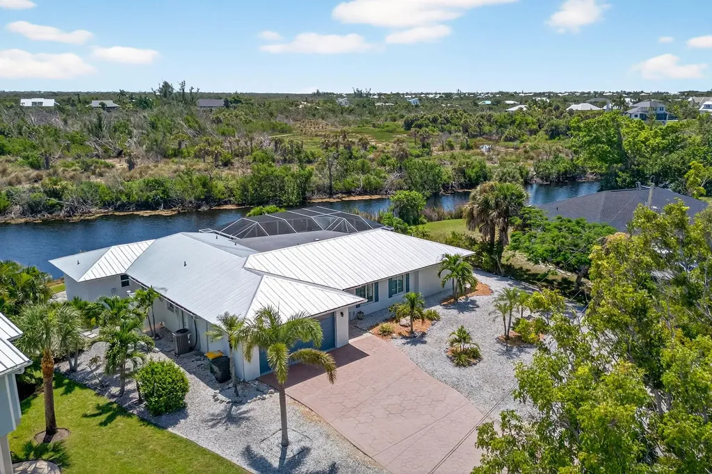 720 Durion Court Sanibel FL 33957