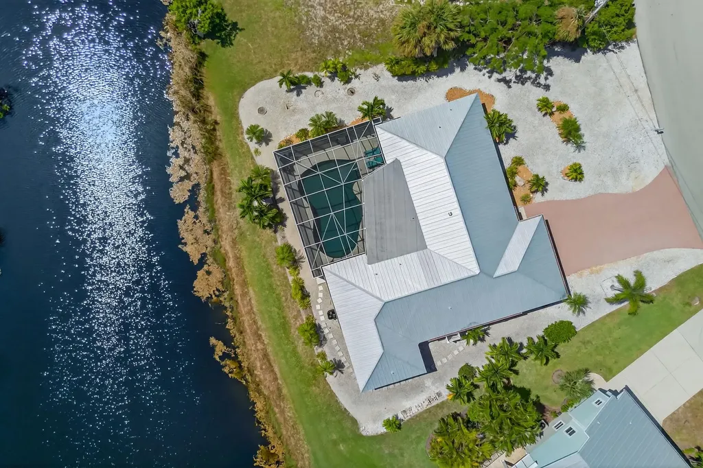 720 Durion Court Sanibel FL 33957