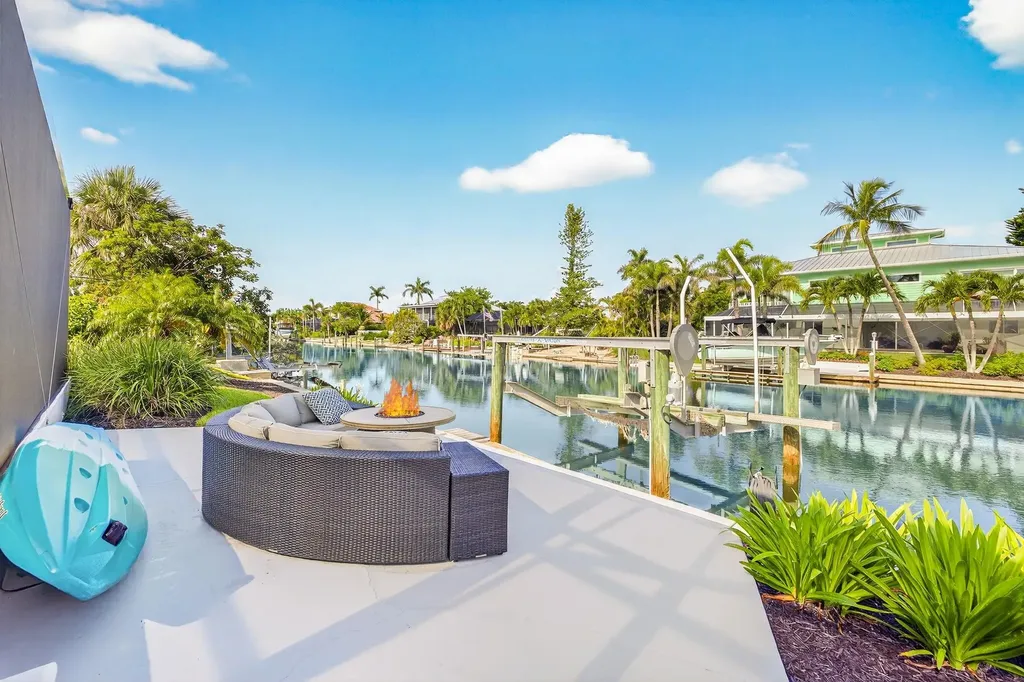 941 Pecten Court Sanibel FL 33957