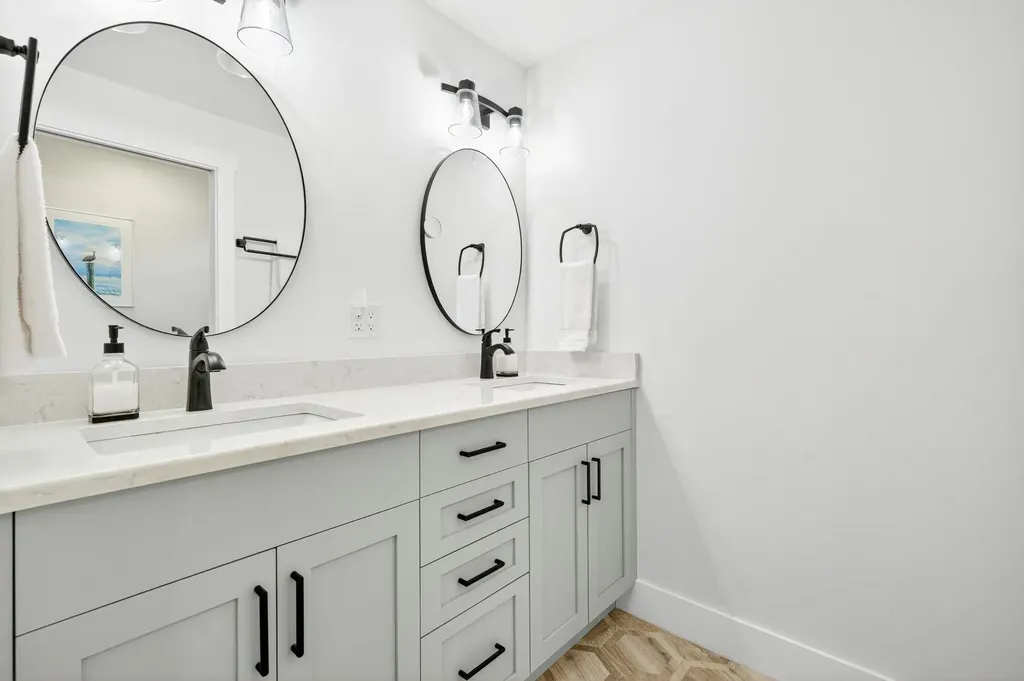 941 Pecten Court Sanibel FL 33957