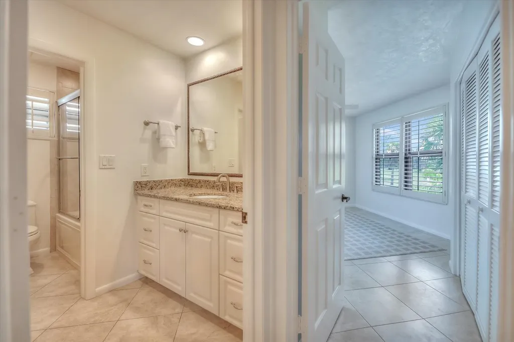 1286 Par View Drive Sanibel FL 33957