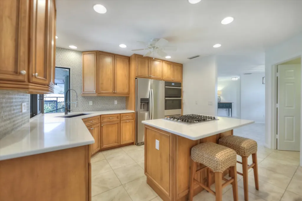 1286 Par View Drive Sanibel FL 33957