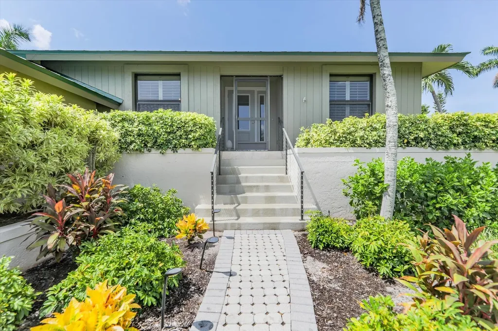 1286 Par View Drive Sanibel FL 33957