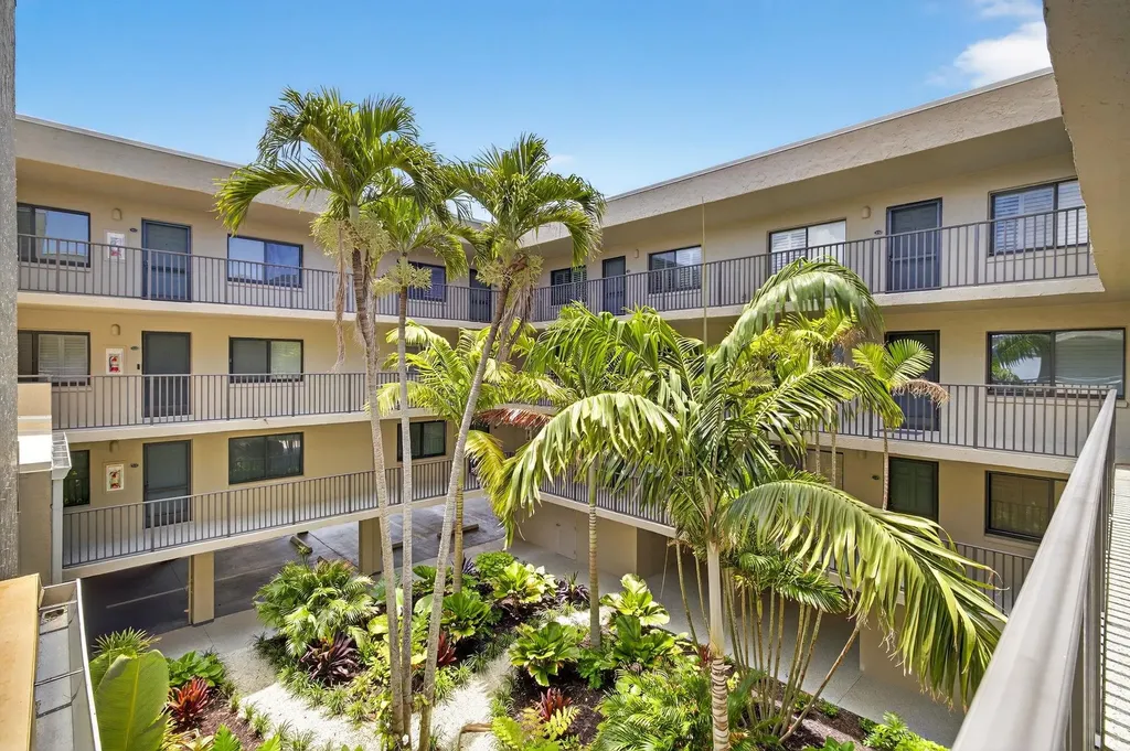 2929 W Gulf Drive Sanibel FL 33957