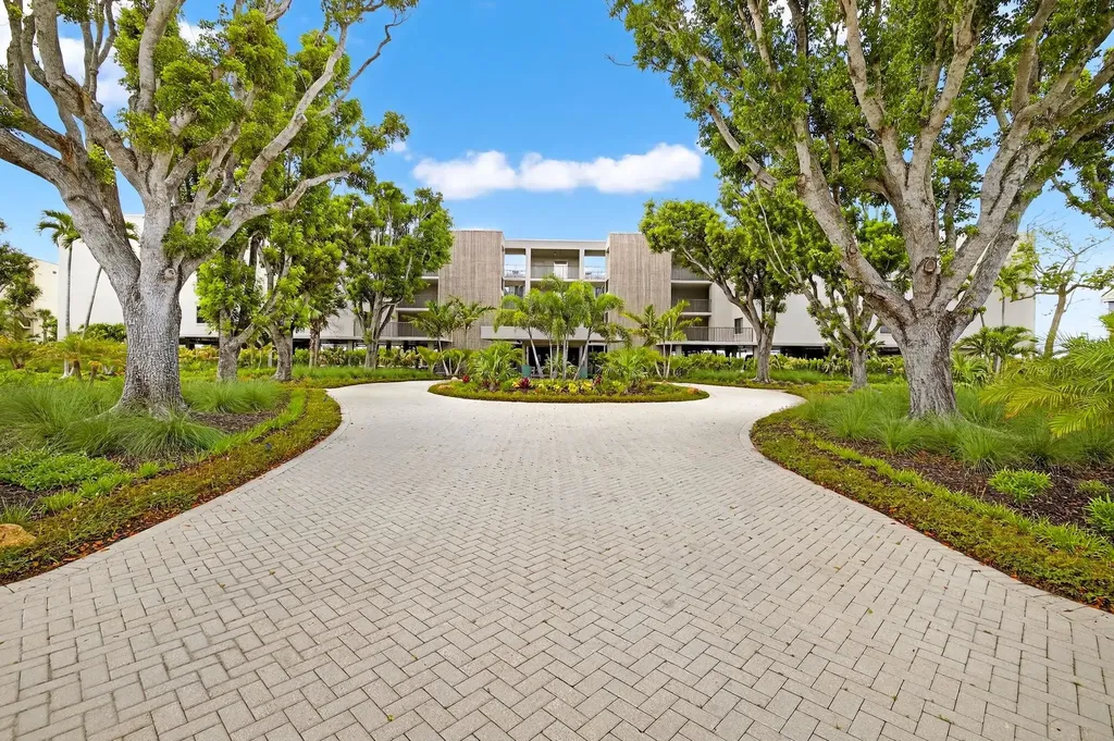 2929 W Gulf Drive Sanibel FL 33957