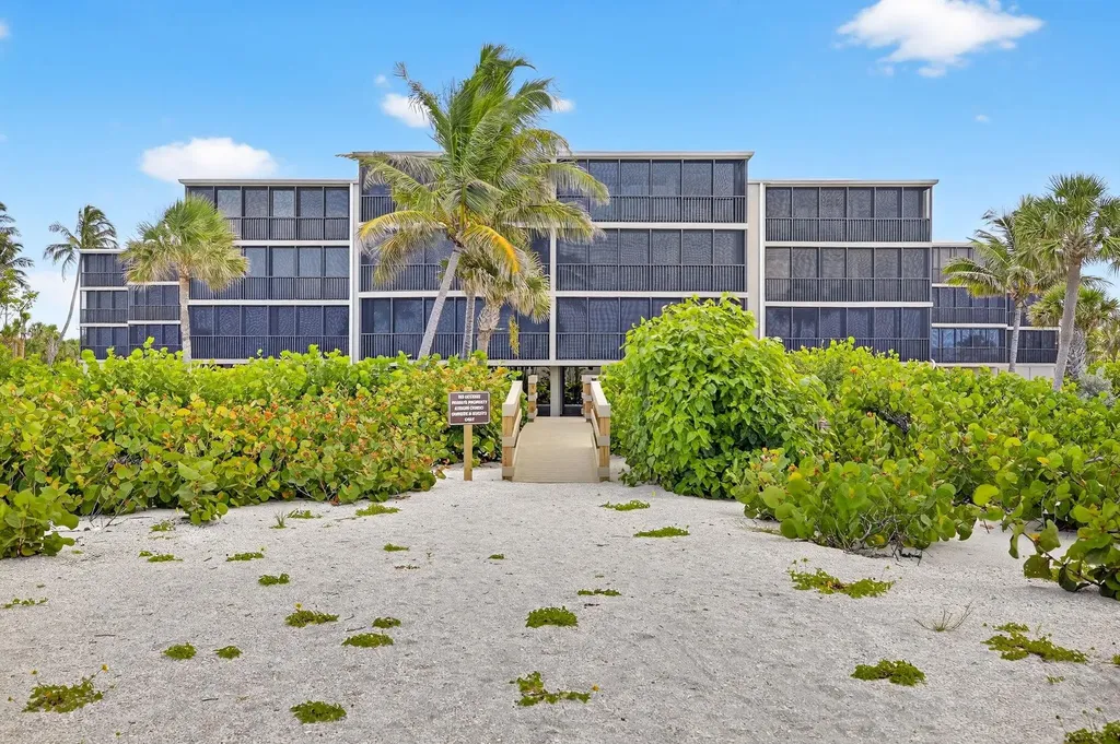 2929 W Gulf Drive Sanibel FL 33957