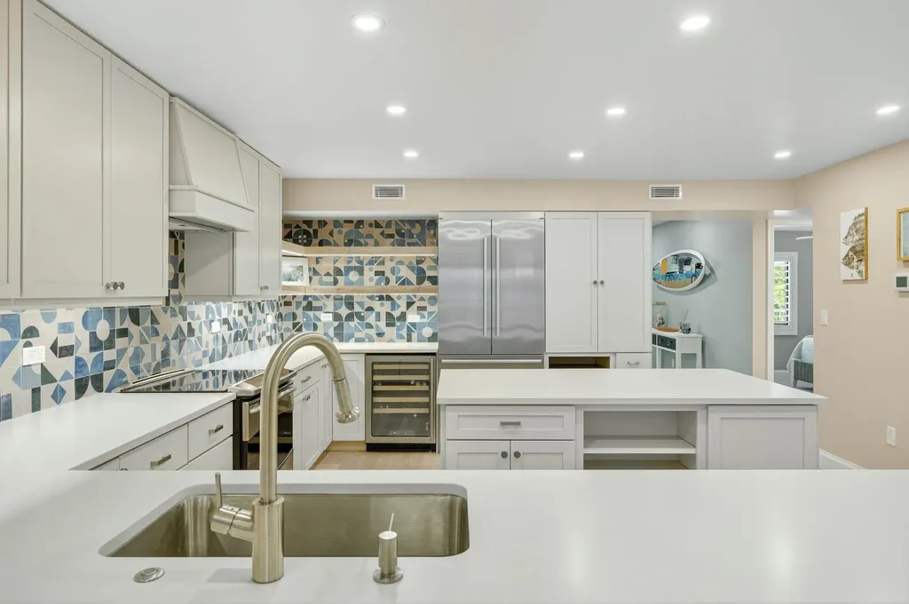 2929 W Gulf Drive Sanibel FL 33957