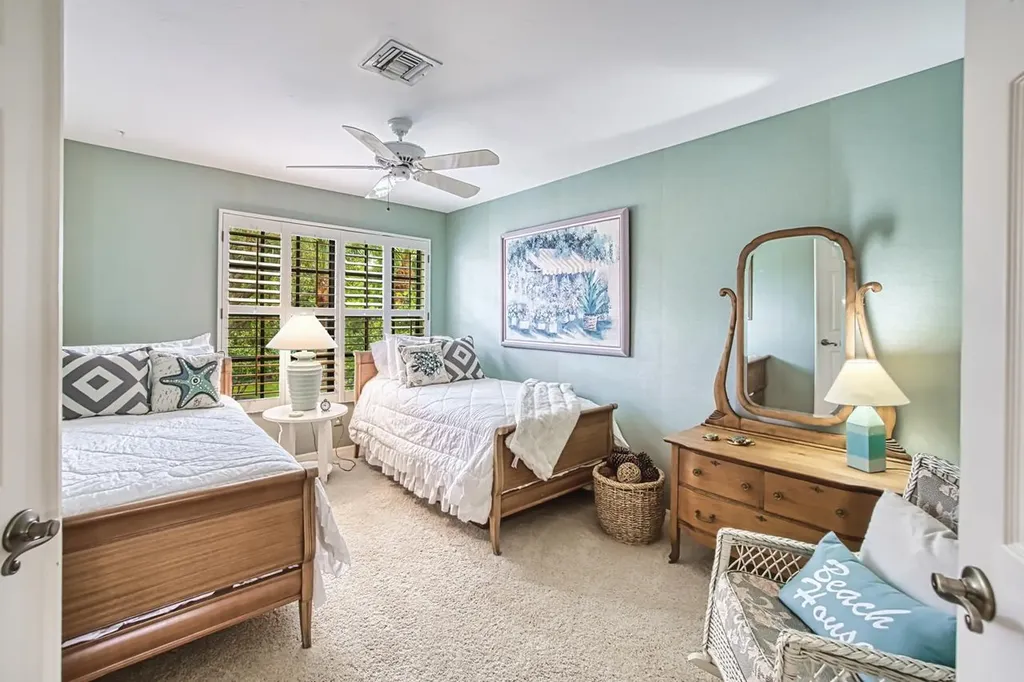 27024 Oakwood Lake Drive Bonita Springs FL 34134