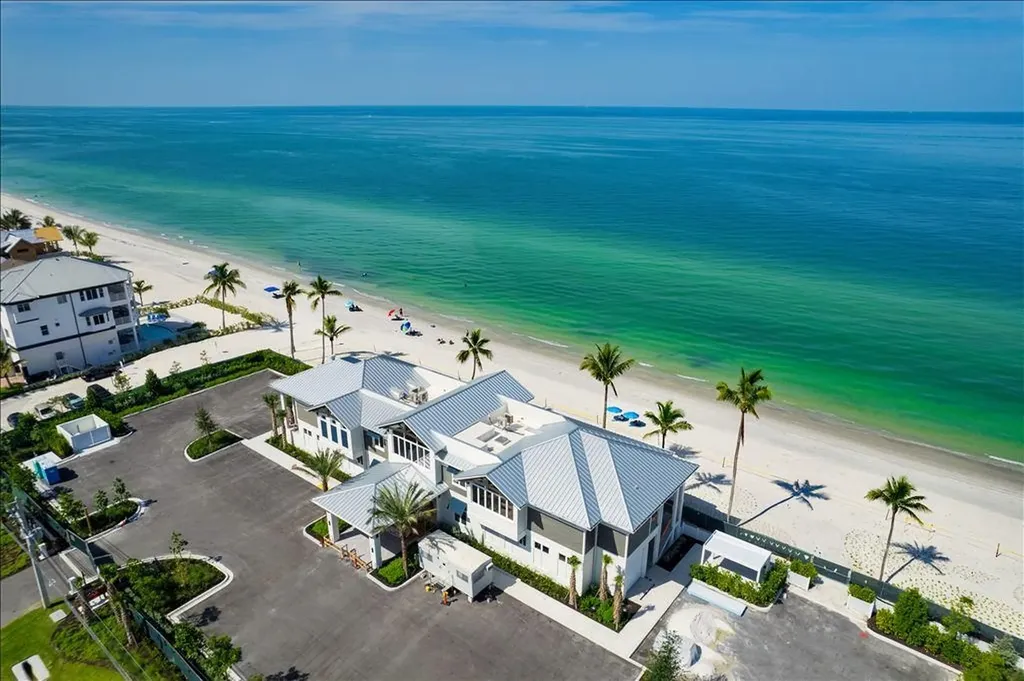 27024 Oakwood Lake Drive Bonita Springs FL 34134