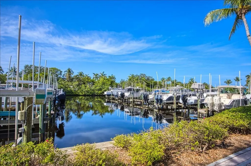 27024 Oakwood Lake Drive Bonita Springs FL 34134