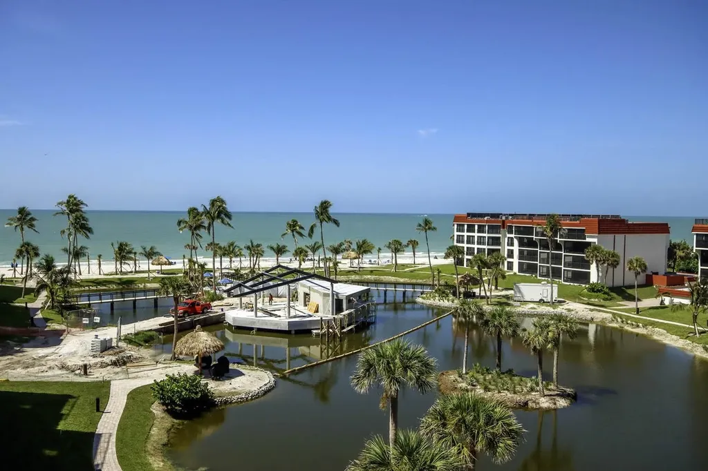 2445 W Gulf Drive Sanibel FL 33957