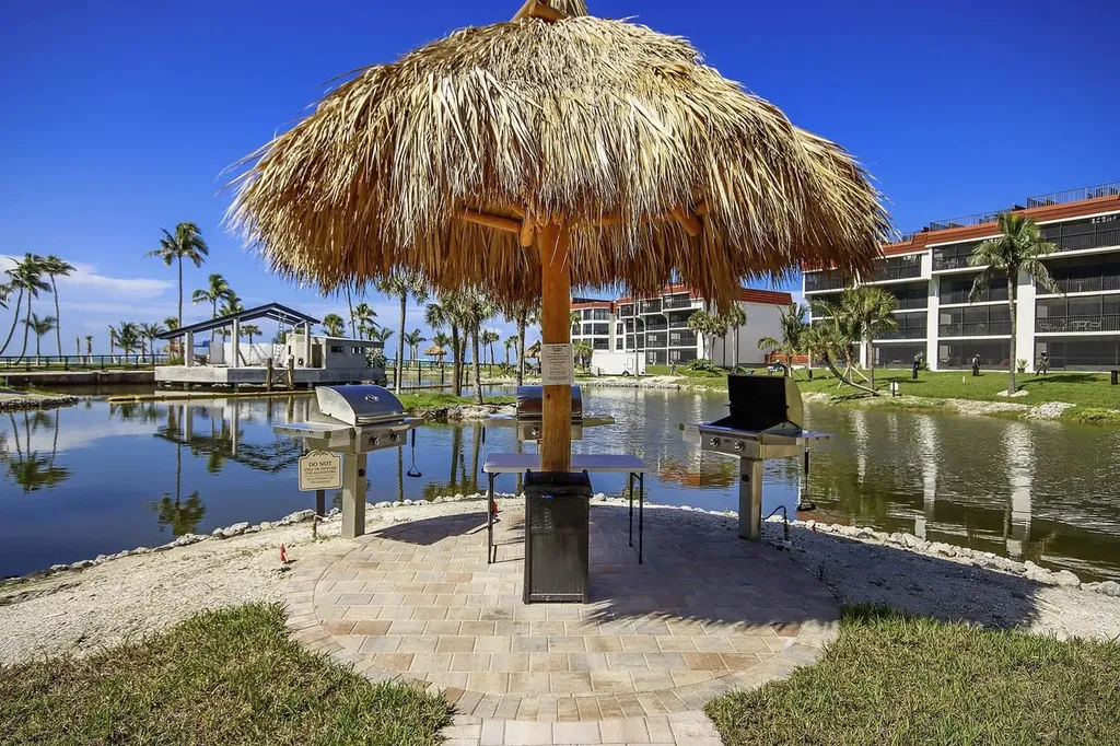 2445 W Gulf Drive Sanibel FL 33957