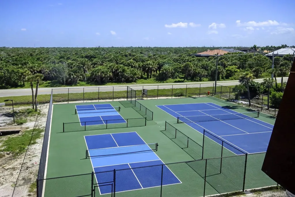 2445 W Gulf Drive Sanibel FL 33957