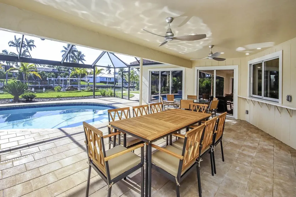 918 Kings Crown Drive Sanibel FL 33957