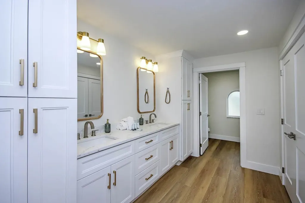 918 Kings Crown Drive Sanibel FL 33957