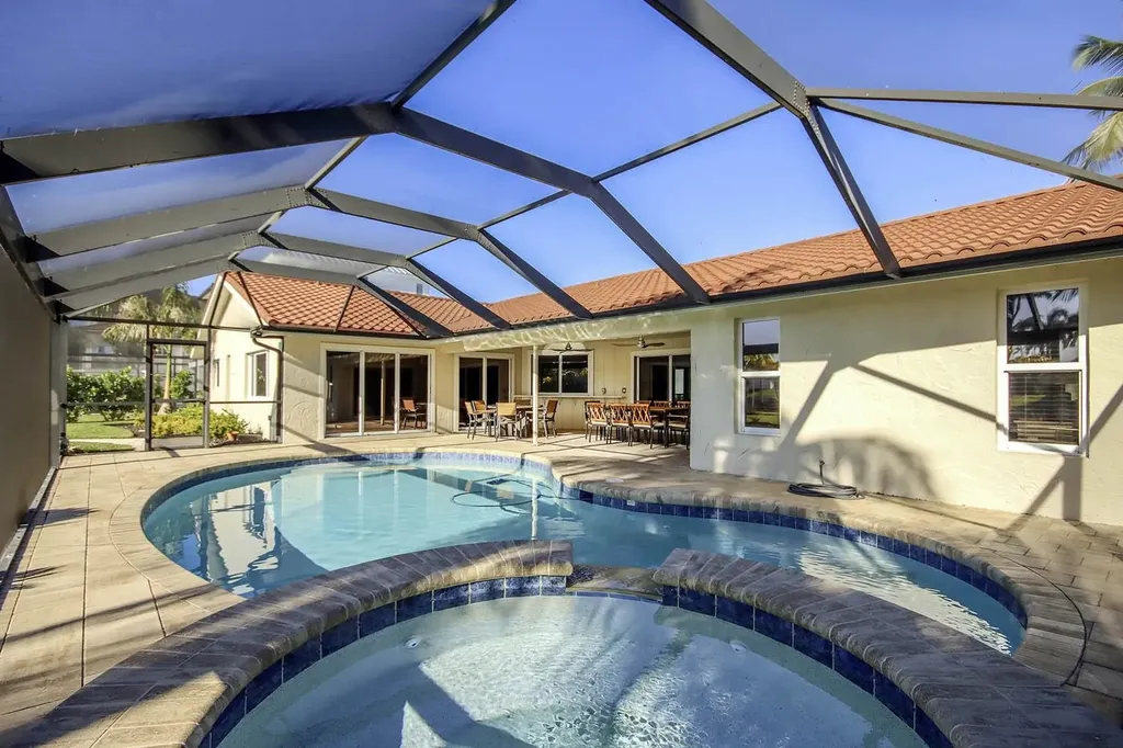 918 Kings Crown Drive Sanibel FL 33957