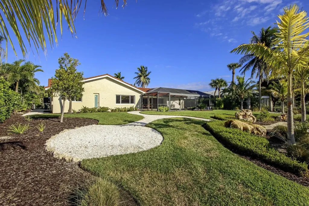 918 Kings Crown Drive Sanibel FL 33957