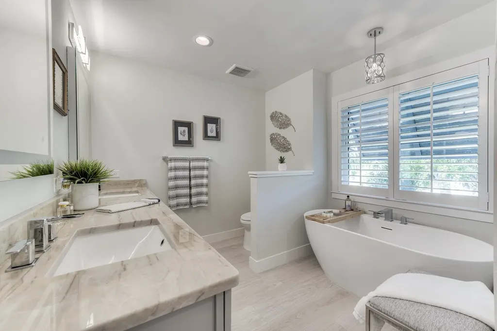 9056 Mockingbird Drive Sanibel FL 33957