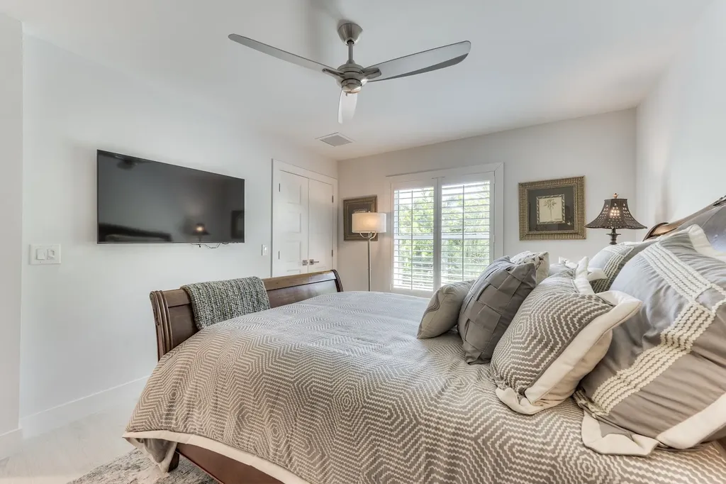 9056 Mockingbird Drive Sanibel FL 33957