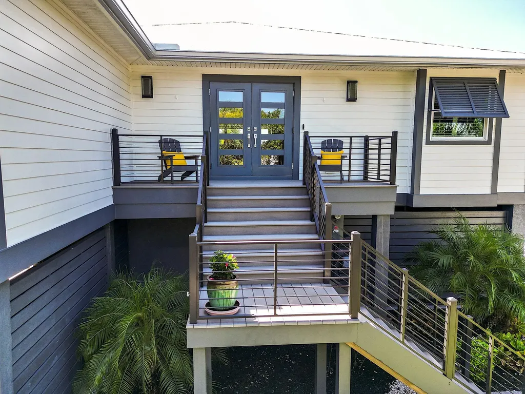 9056 Mockingbird Drive Sanibel FL 33957