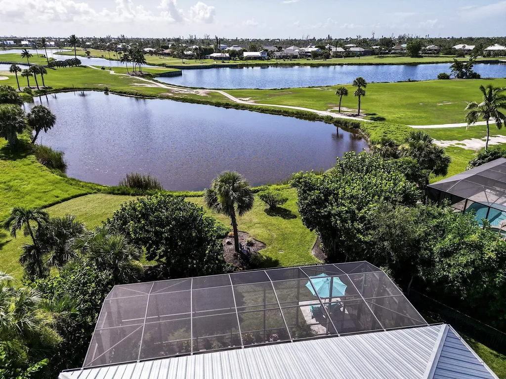 9056 Mockingbird Drive Sanibel FL 33957