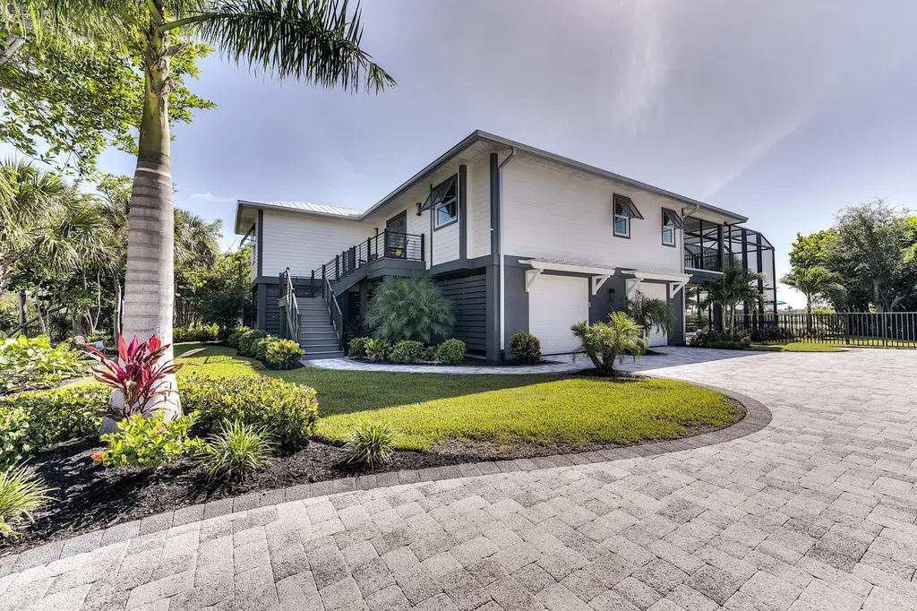 9056 Mockingbird Drive Sanibel FL 33957