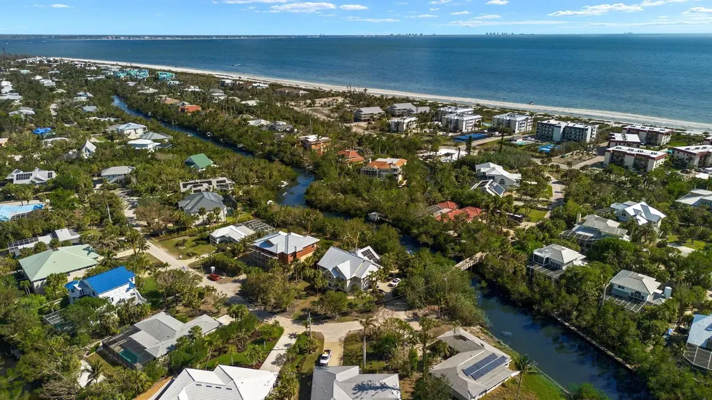 734 Anchor Drive Sanibel FL 33957