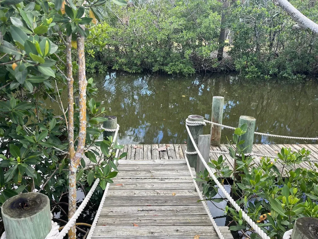 734 Anchor Drive Sanibel FL 33957