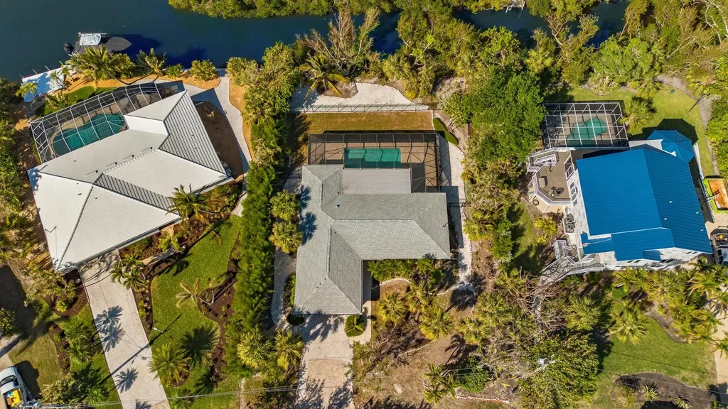 734 Anchor Drive Sanibel FL 33957