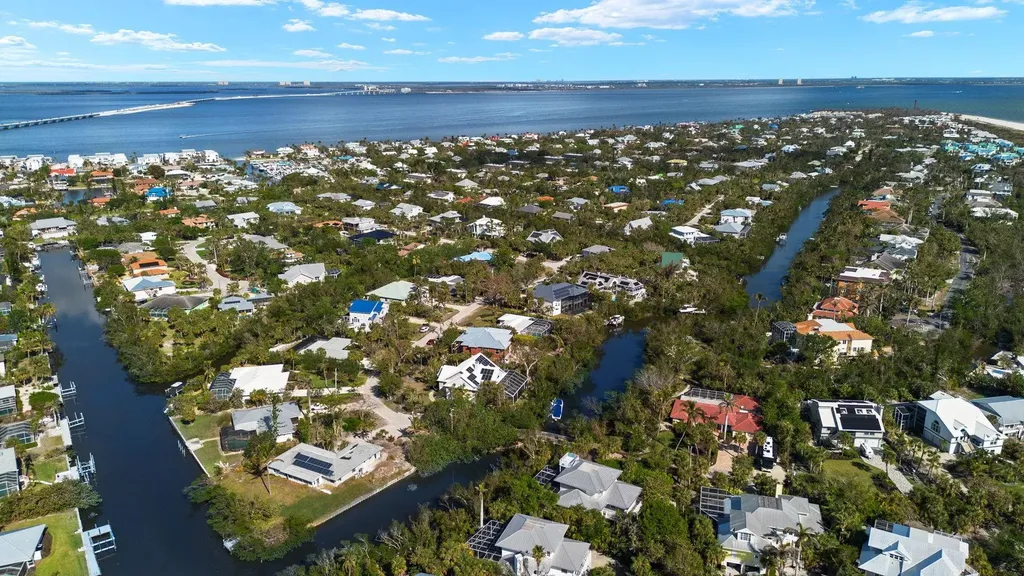 734 Anchor Drive Sanibel FL 33957