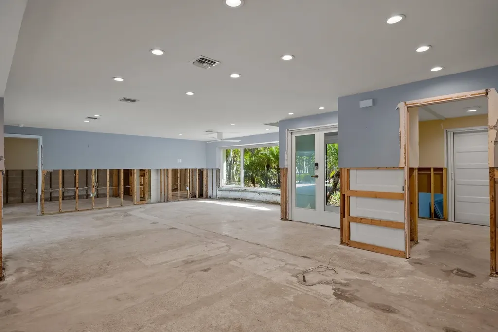 734 Anchor Drive Sanibel FL 33957