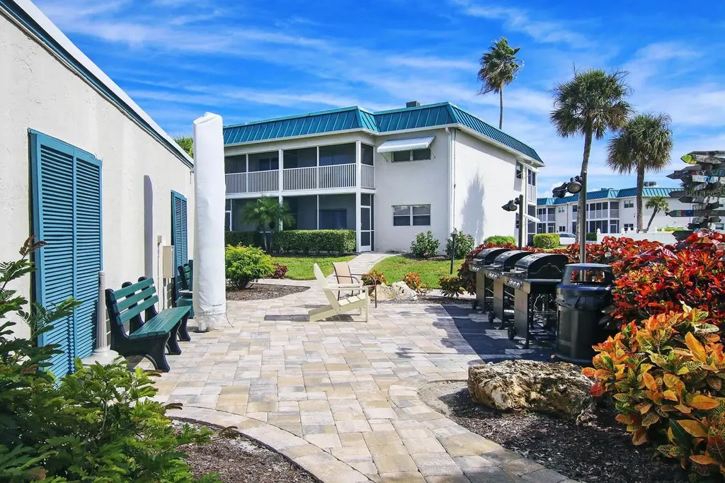 827 East Gulf Drive Sanibel FL 33957