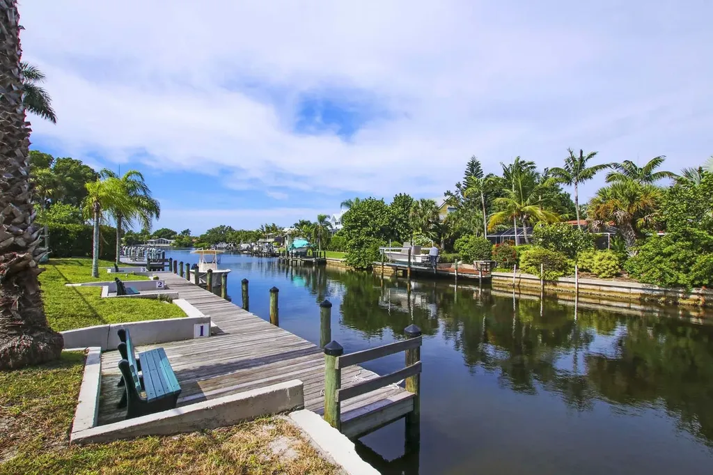 827 East Gulf Drive Sanibel FL 33957