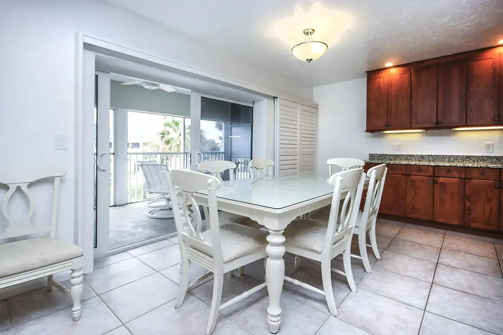 827 East Gulf Drive Sanibel FL 33957