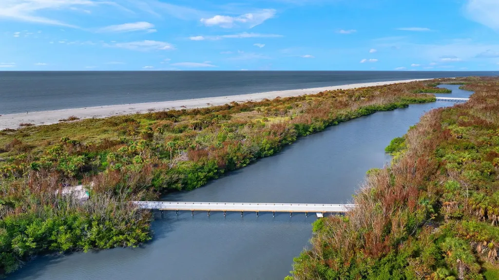 5117 Sea Bell Road Sanibel FL 33957